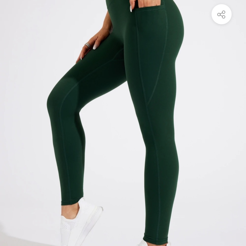Buff bunny Rosa pocket legging in avo green